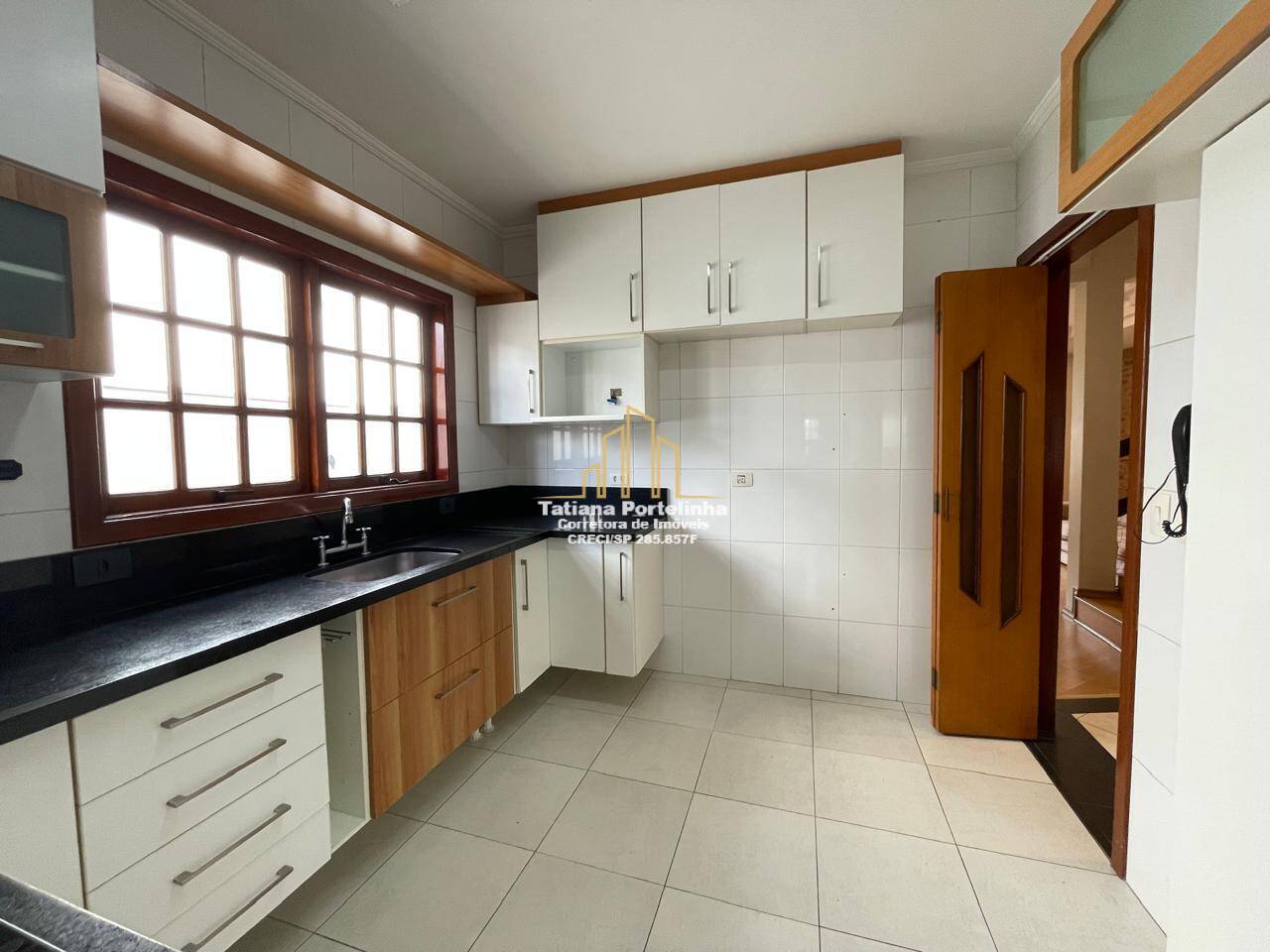 Casa de Condomínio à venda com 3 quartos, 230m² - Foto 11