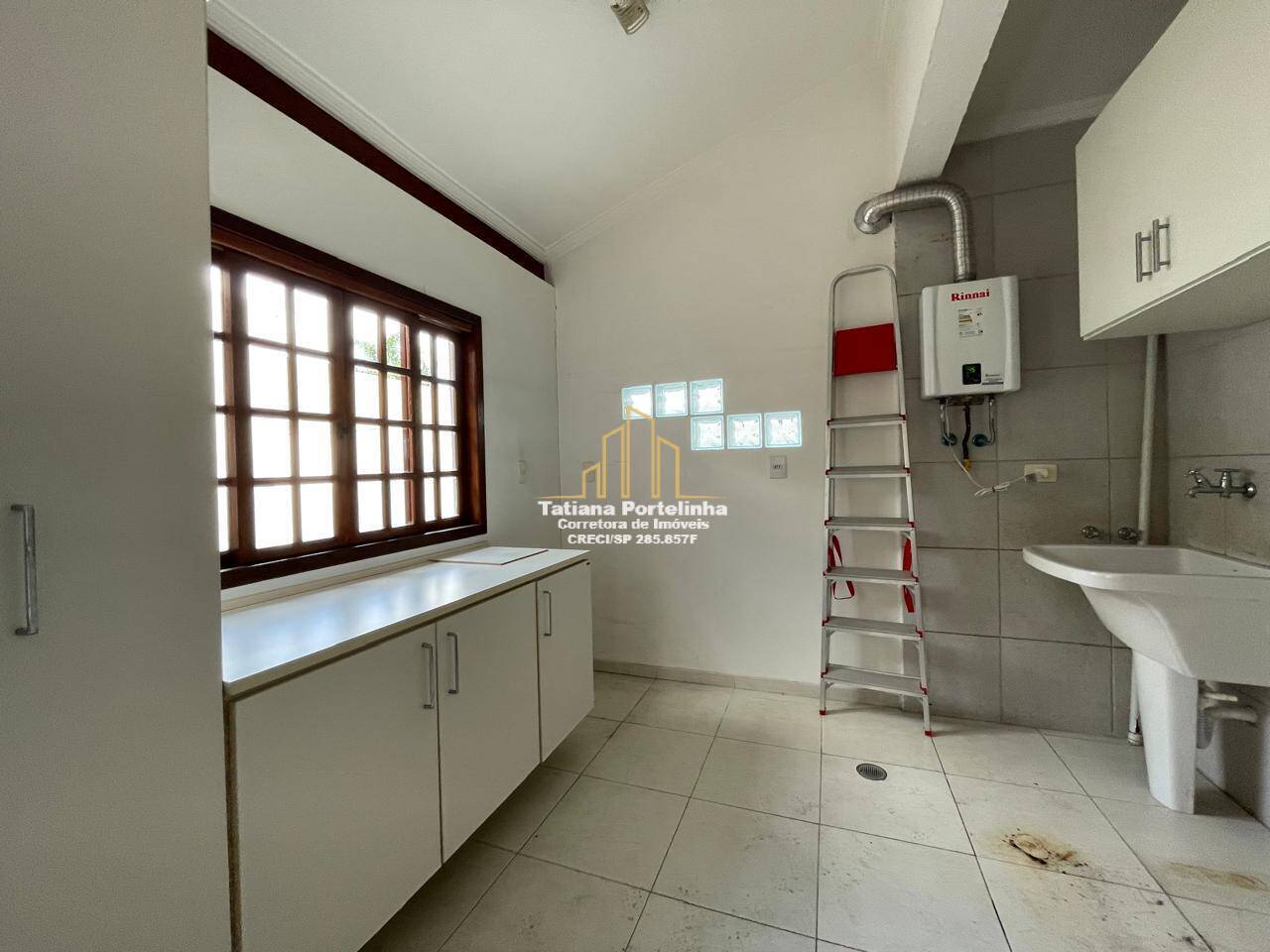 Casa de Condomínio à venda com 3 quartos, 230m² - Foto 13