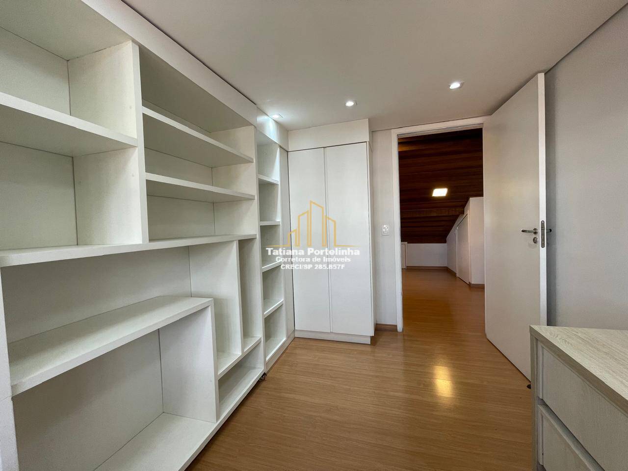 Casa de Condomínio à venda com 3 quartos, 230m² - Foto 32