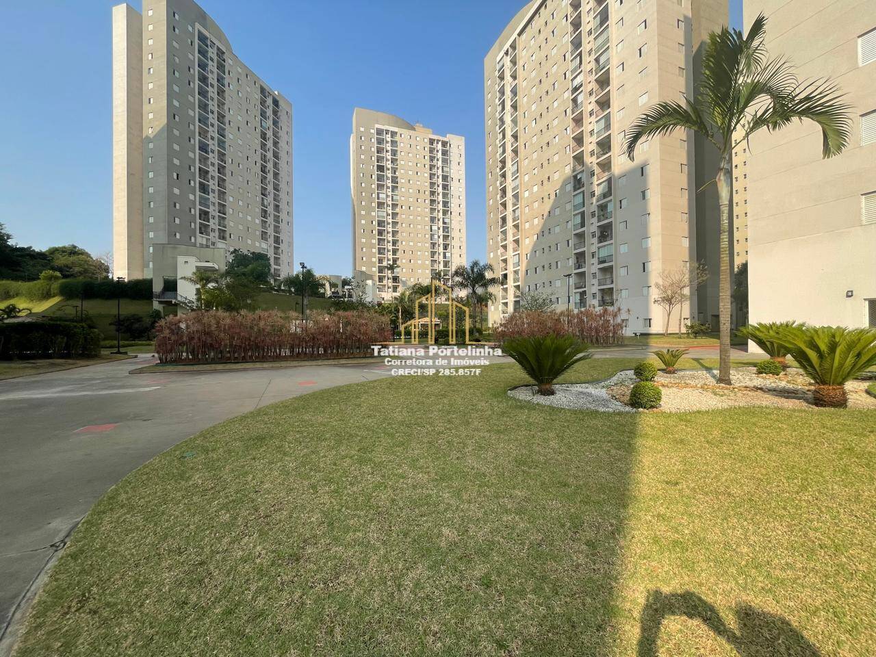 Apartamento à venda com 3 quartos, 65m² - Foto 1