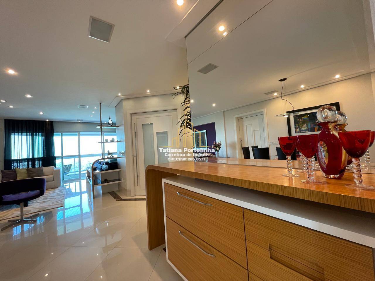 Apartamento à venda com 4 quartos, 225m² - Foto 6