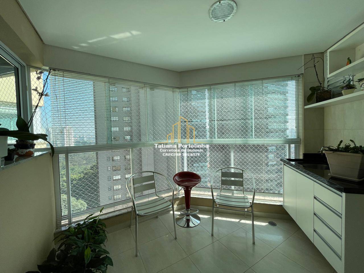 Apartamento à venda com 4 quartos, 225m² - Foto 15
