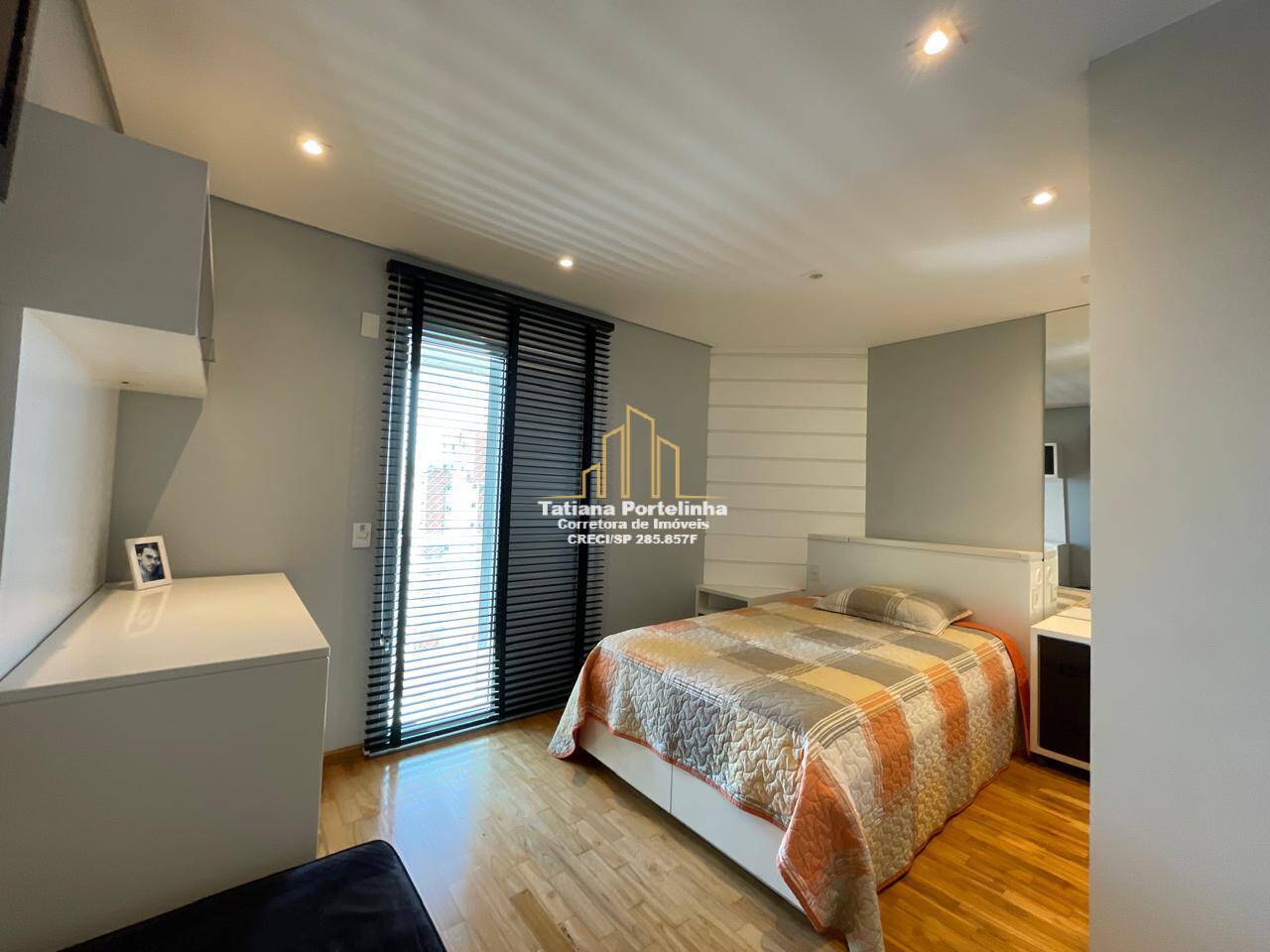Apartamento à venda com 4 quartos, 225m² - Foto 19
