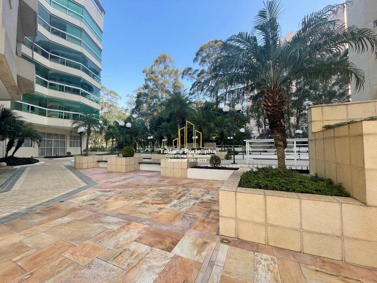 Apartamento à venda com 4 quartos, 225m² - Foto 33