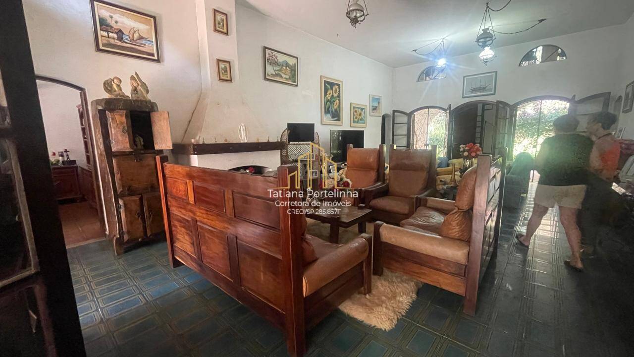 Casa à venda com 5 quartos, 1617m² - Foto 14