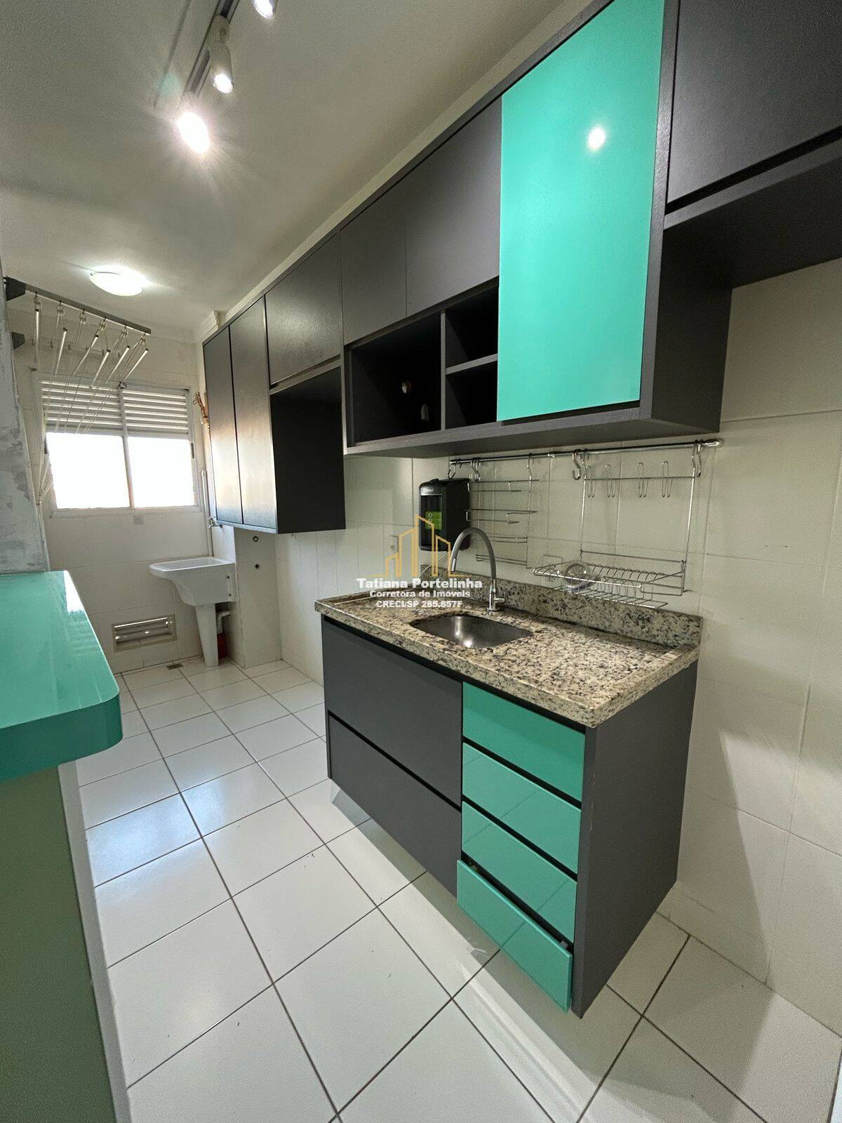 Apartamento à venda com 2 quartos, 27m² - Foto 2