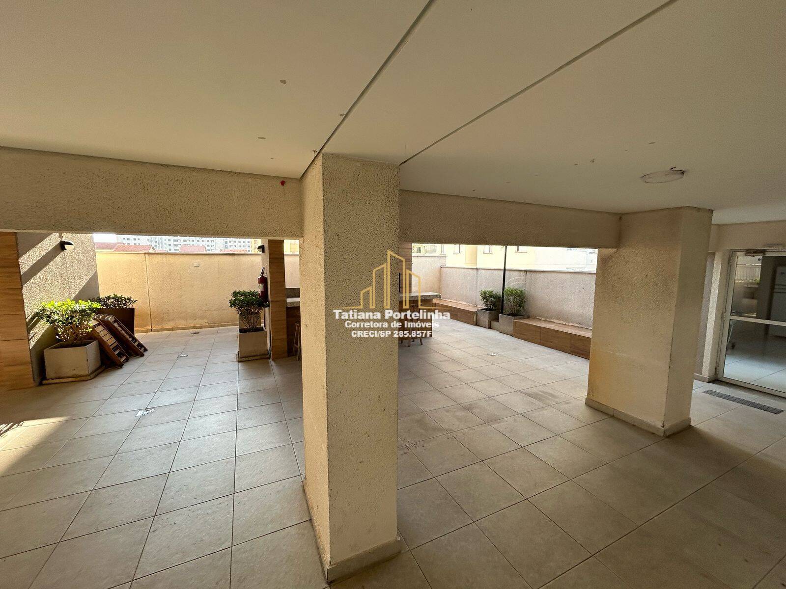 Apartamento à venda com 2 quartos, 27m² - Foto 16