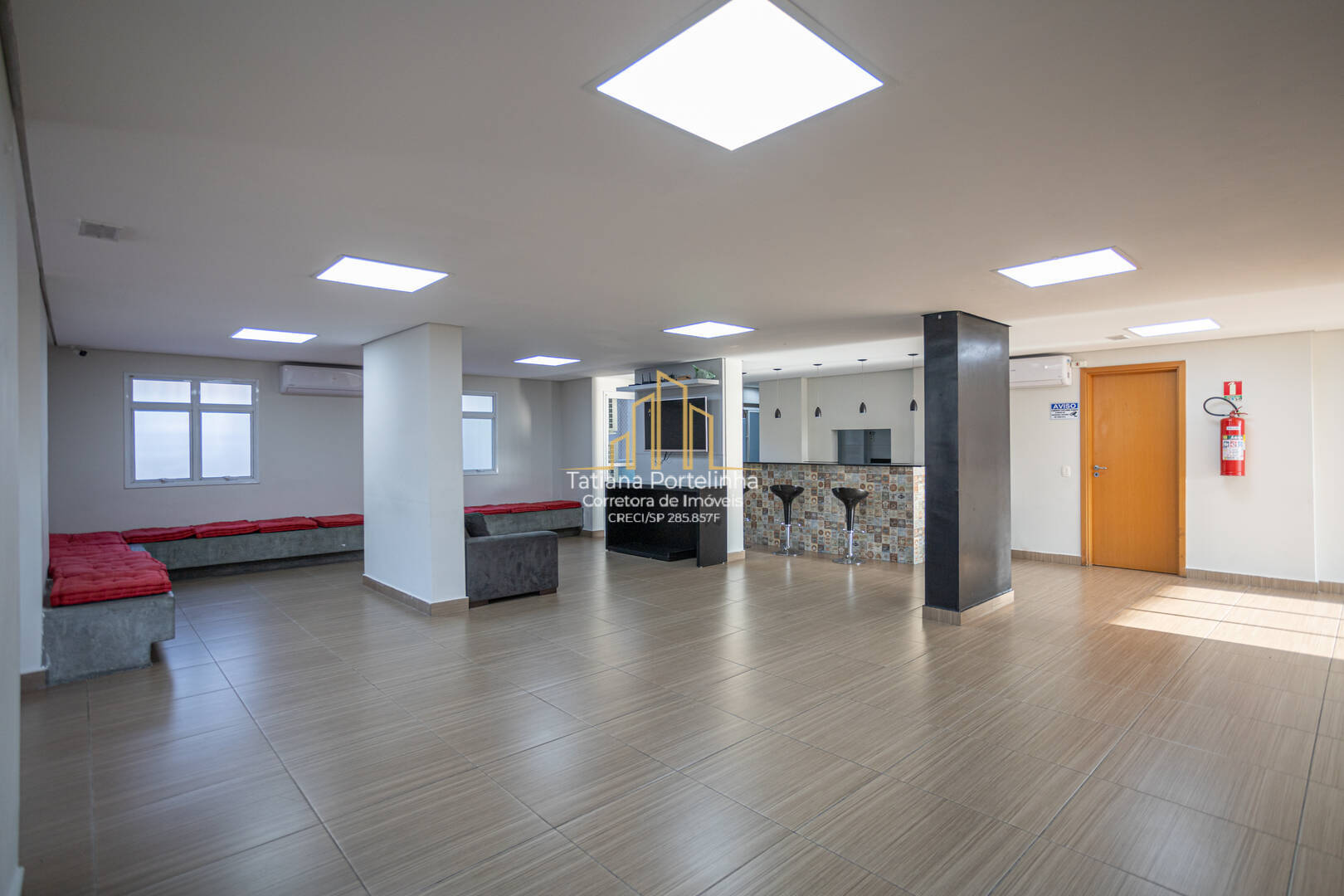 Apartamento à venda com 2 quartos, 52m² - Foto 29