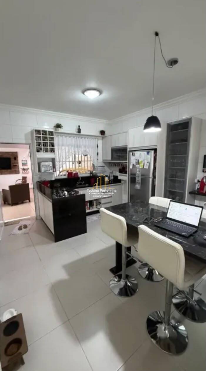 Casa, 2 quartos, 180 m² - Foto 10