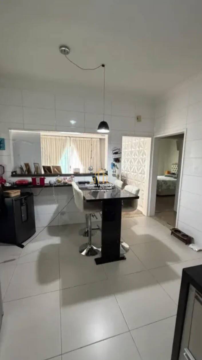 Casa, 2 quartos, 180 m² - Foto 11