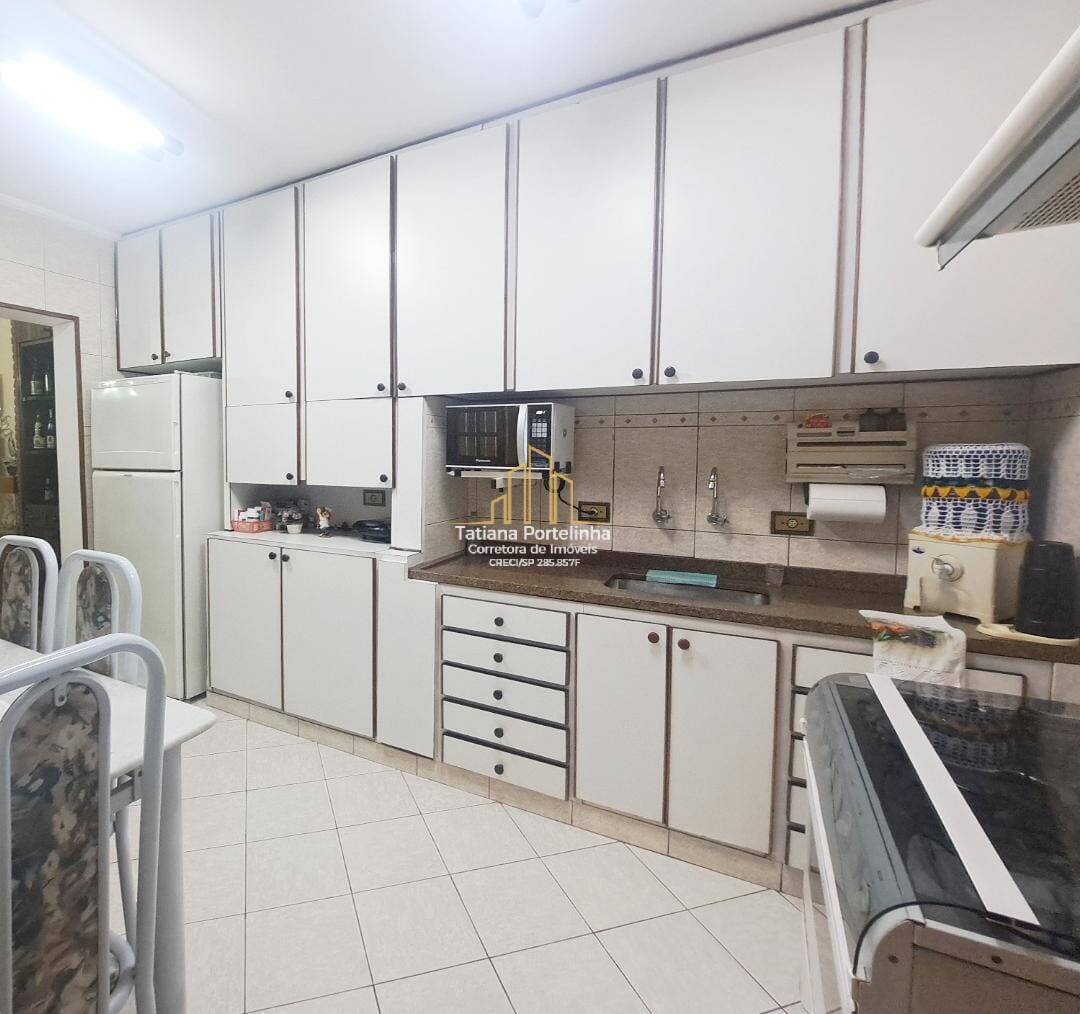 Sobrado, 2 quartos, 246 m² - Foto 1